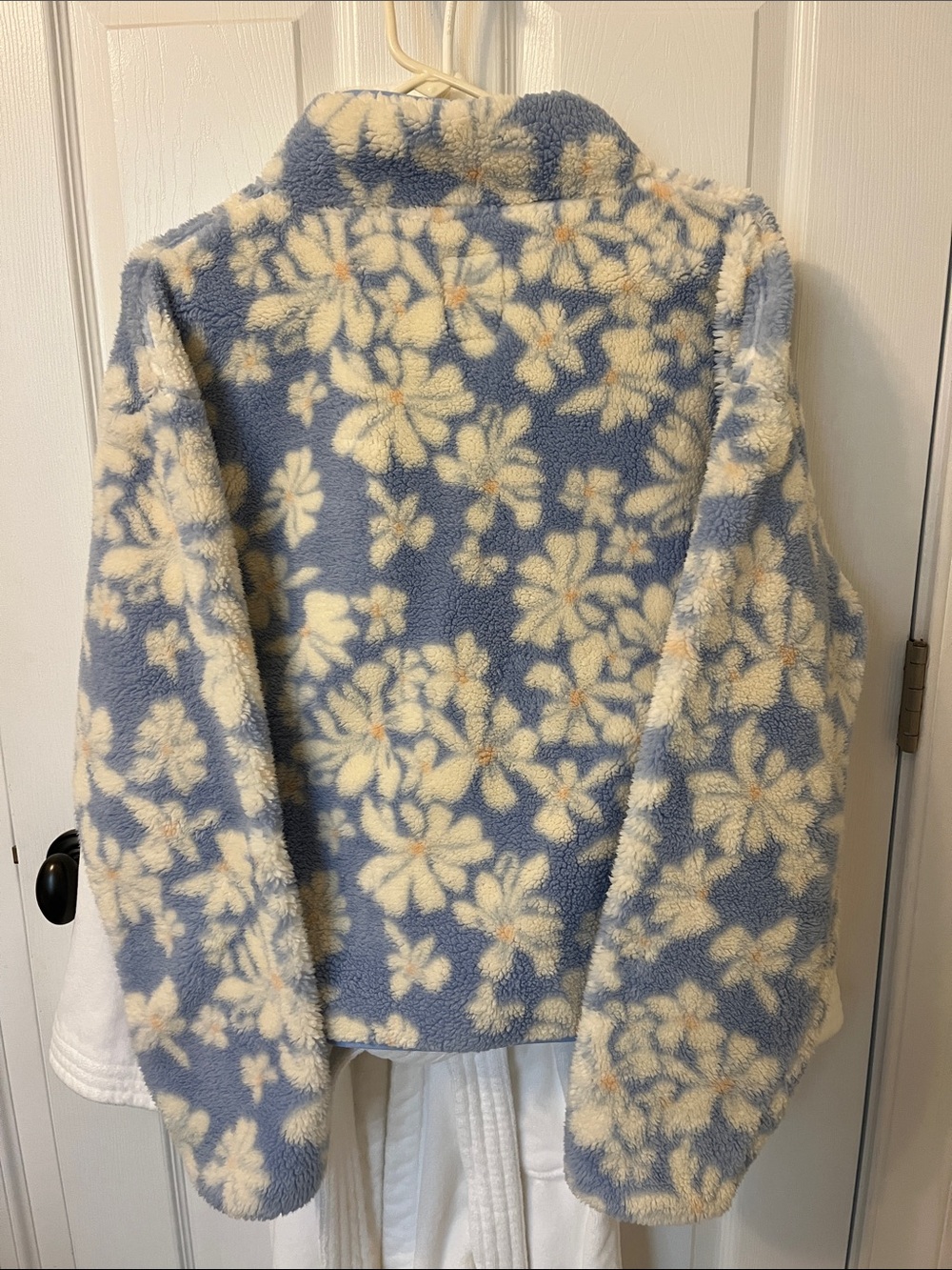 Rip Curl Light Blue and Cream Floral Sherpa Half-Zip Pullover - Picture 3 of 5